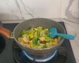 Foto langkah ke 3 dari resep Tumis Sawi Putih dan Tahu.