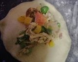 A picture of step 7 of Mini buns with mayo chicken filled.
