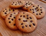 Foto del paso 5 de la receta: Cookies rellenas de toffee de plátano y pepitas de chocolate (sin gluten)