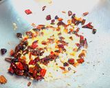 宮保辣炒鮮蝦（新菜單）的食譜步驟2照片