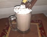 A picture of step 2 of Cappuccino Frappe.