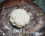 A picture of step 5 of Veg Cheese Paneer Pan Pizza.