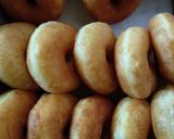 Foto langkah ke 6 dari resep Donat Empuk tanpa Kentang (2) dengan Tips.