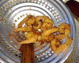 Foto langkah ke 6 dari resep Udang Goreng Tepung.