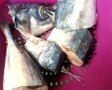 A picture of step 1 of Pan grilled fish with veggie sauce.