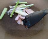 Foto langkah ke 2 dari resep Ayam_Jamur Bumbu Sate.