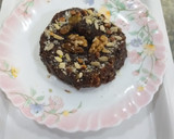 A picture of step 4 of Walnut and dates halwa.