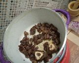 A picture of step 1 of Beef pilau.