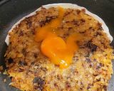 A picture of step 3 of Baked egg n sweet bacon hash browns.