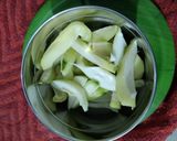 🥭 कच्चे आम की चटनी🥭 रेसिपी चरण 2 फोटो