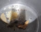 A picture of step 3 of Black cumin Aloo ka pulao with chicken stock.