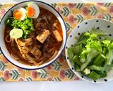 รูปขั้นตอนการทำที่ 5 ของ ก๋วยเตี๋ยวแกงมัสมั่น/ก๋วยเตี๋ยวแขกเห็ดหอมเต้าหู้🌶️🧄Thai Masman Curry Paste Noodle Tofu Soup🍄