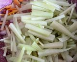 Foto langkah ke 5 dari resep Tumis Labu Siam.
