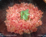 Foto del paso 5 de la receta: Espaguetis con tomate, coñac y picada de almendras