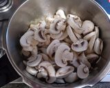 Foto del paso 2 de la receta: Crema de champiñones light
