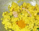 A picture of step 2 of Bhutte ka kees Indore Special.