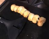 Une image de l'étape 7 de Feuilletés apéritifs pruneaux, miel et chèvre.