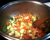 Foto del paso 3 de la receta: Habas y guisantes con verduras y arroz - veggie
