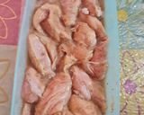 Foto langkah ke 1 dari resep Ayam Goreng Bawang Putih.