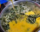 Foto del paso 2 de la receta: TORTILLA DE ESPINACAS RELLENA ❤️