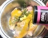 Foto del passaggio 2 della ricetta Pollo speziato e riso basmati