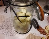 Une image de l'étape 2 de Rhum arrangé - Ananas Victoria.