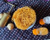 આલુ સેવ (Alu Sev Recipe in Gujarati) રેસીપી સ્ટેપ3ફોટો