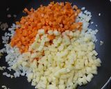 Foto langkah ke 2 dari resep Puff Pastry Isi Opor Ayam (Remake Makanan Lebaran).