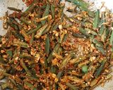 भेंडीची चटकदार भाजी (Bhendichi Bhaji Recipe In Marathi) रेसिपी स्टेप 2 फोटो 