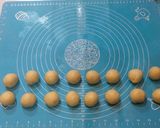 Foto langkah ke 5 dari resep Bolen Pisang Tanpa Korsvet (Ide Jualan).