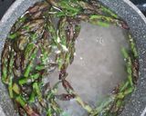 Foto del passaggio 4 della ricetta Risotto agli asparagi