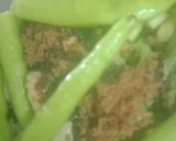 A picture of step 2 of Pudina chutney.
