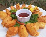 A picture of step 3 of Egg pakoray.