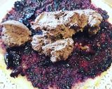 Foto del passaggio 3 della ricetta Torta fondente ai frutti rossi