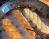 A picture of step 5 of Twisted Dough Pastry (Ma Hua).