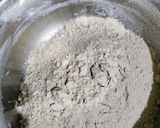 A picture of step 1 of Millets Masala Mint Roti.