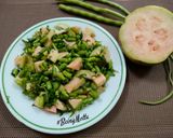 A picture of step 3 of Radish Pods-Pink Gauva Salad.