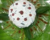 A picture of step 5 of Bread idli.