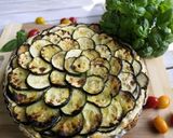 Une image de l'étape 8 de Tarte salée Ricotta saumon et courgettes.