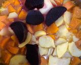Foto del paso 1 de la receta: Crema de calabaza con remolacha