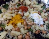 A picture of step 3 of Vegetables poha.