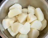 A picture of step 2 of Turnip (Shalgam) Ka Bharta.