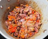 Csirkemájas egytál recept fázis 2 fotója