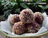 Foto langkah ke 5 dari resep Jemblem Ubi ungu isi coklat.