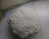 Foto del paso 1 de la receta: Pizza pan de ajo (sin levadura)
