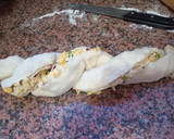 Foto del paso 8 de la receta: Rosca de cebolla de verdeo y Queso 🧀 🧀 🧀 🧀