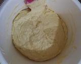Foto langkah ke 2 dari resep Lemon Pound Cake.