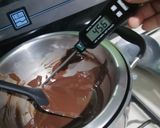 Foto del paso 2 de la receta: Temperado de chocolate por método de siembra