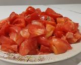 Foto del paso 1 de la receta: Tomate Maduro con Arena de Olivas Negras
