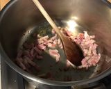 Une image de l'étape 4 de Fusillis aux lardons et pesto maison à l ail des ours,parmesan,basilic et pignons.